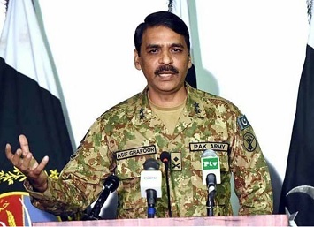 Pakistan Tembak Jatuh 2 Pesawat Militer India di Kashmir, Tangkap Satu Pilot